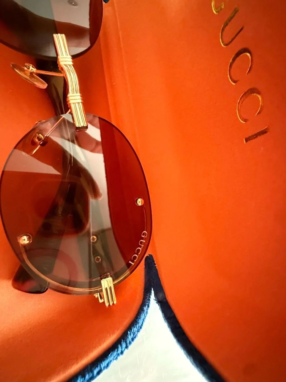 Gucci Round Rimless Sunglasses in Brown and Gold
